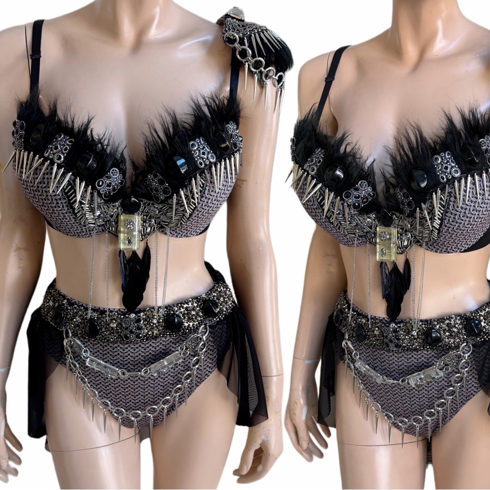 Black and Silver Studded Viking Warrior Gladiator Barbarian Costume